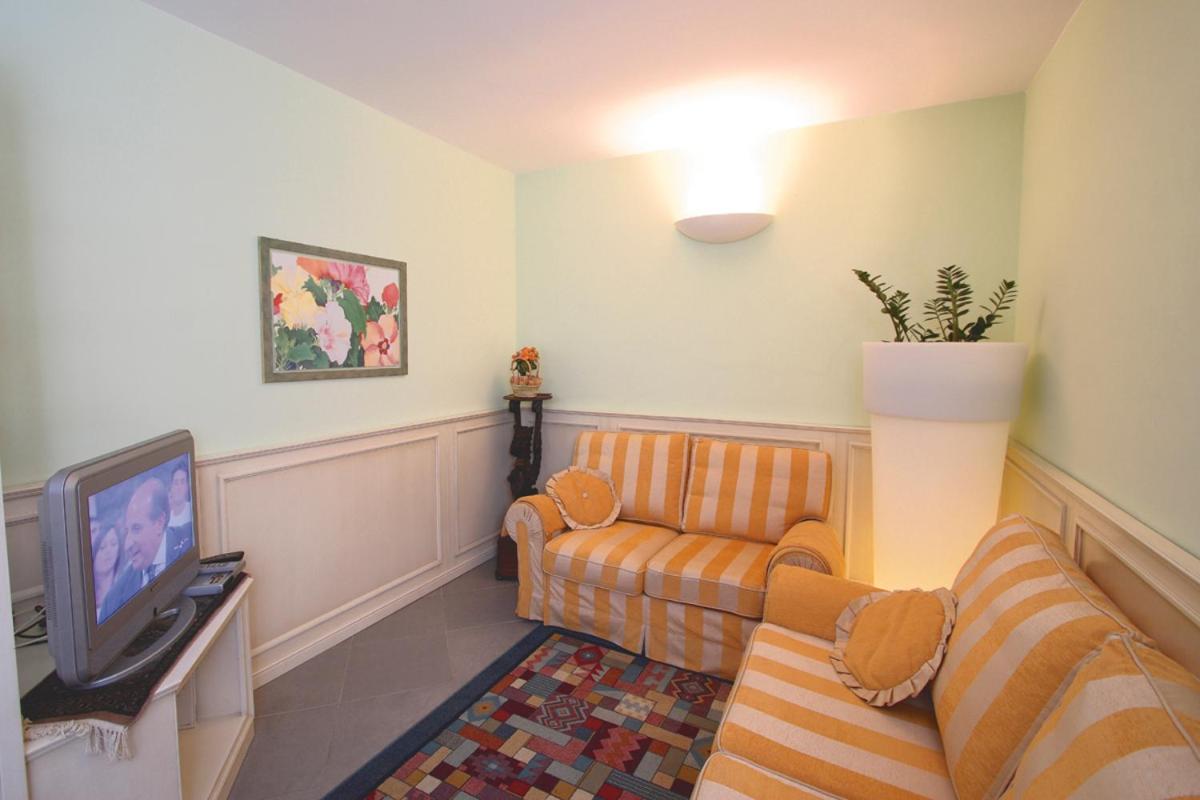 Hotel Villa Bianca Laigueglia Luaran gambar